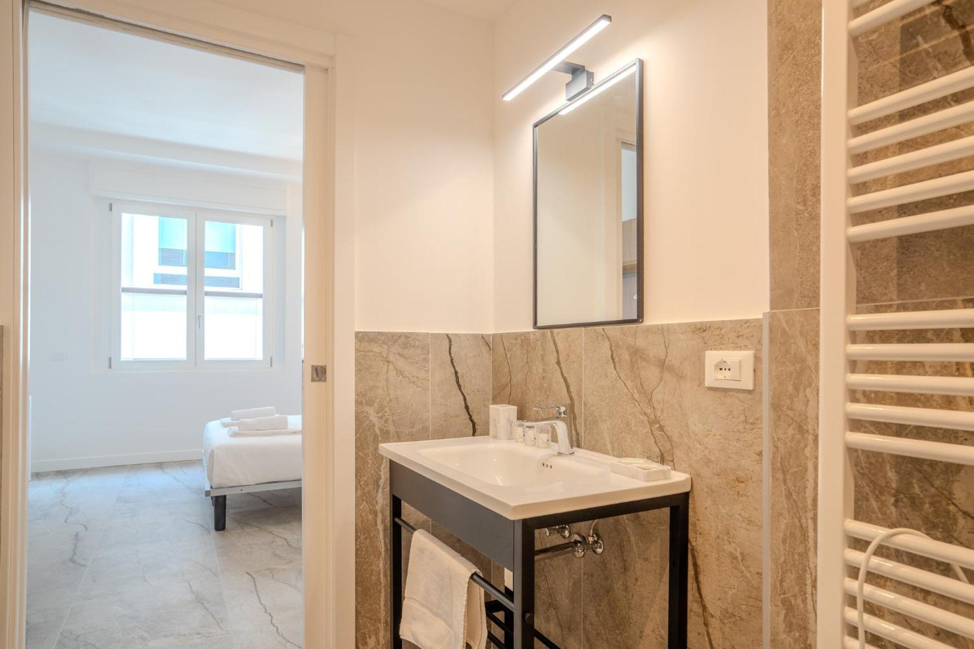 Italianflat - Vandom 1 Suite Duomo Foresteria Lombarda, Milan