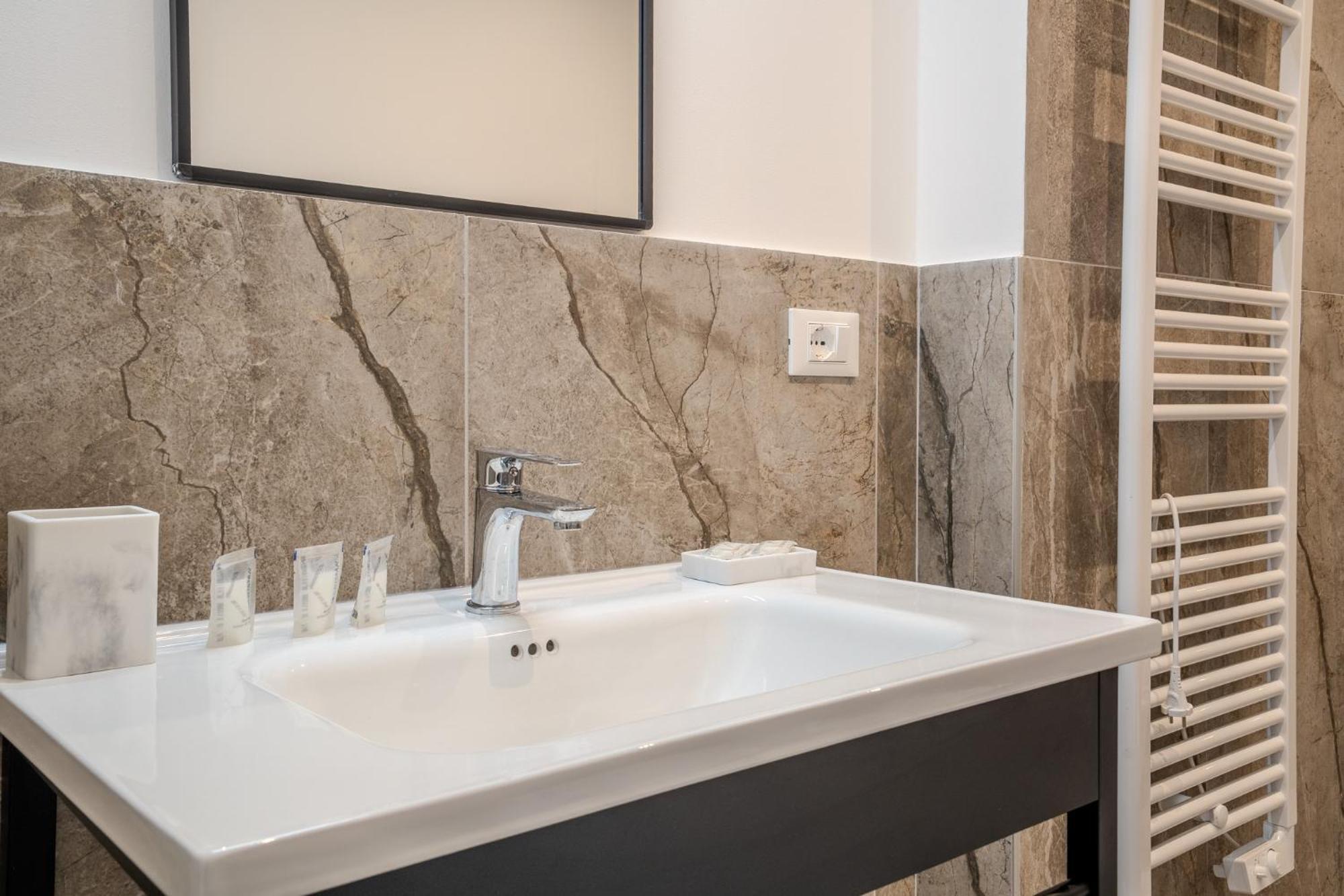 Italianflat - Vandom 1 Suite Duomo Foresteria Lombarda — Foto 1
